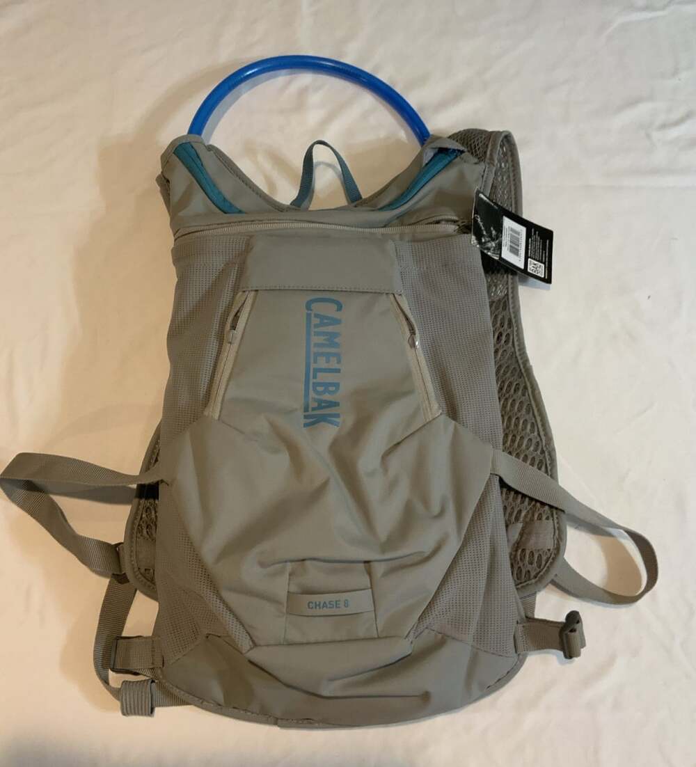 Camelbak Chase 8 Gray Hydration Vest NWT